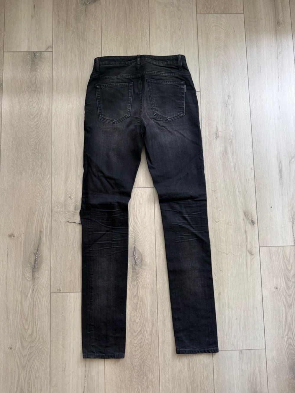 Saint Laurent Black Skinny Jeans with Subtle Distress. Size 26. Very Good Cond. - Picture 6 of 11